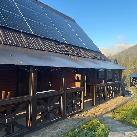 Khatky Na Penkakh 3* Vorochta