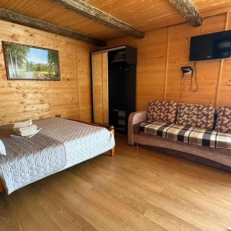 Casa de hóspedes Khatky Na Penkakh