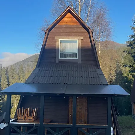 Khatky Na Penkakh Vorokhta